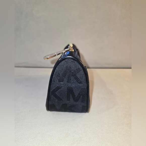 Michael Kors Cosmetic Bag/ Pouch - Picture 7 of 16